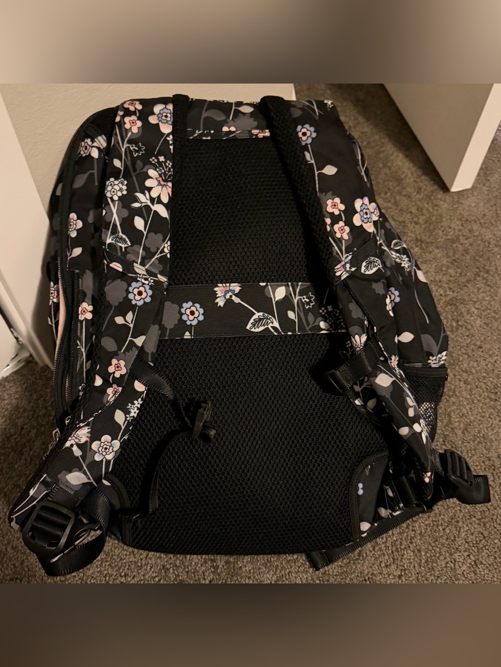 VERA BRADLEY Lighten Up Journey Backpack in Black, White & Pink Floral Print - Picture 2 of 6